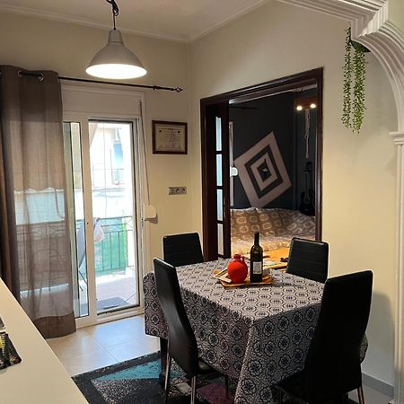 Cozy And Modern Apartment コルフ島 エクステリア 写真